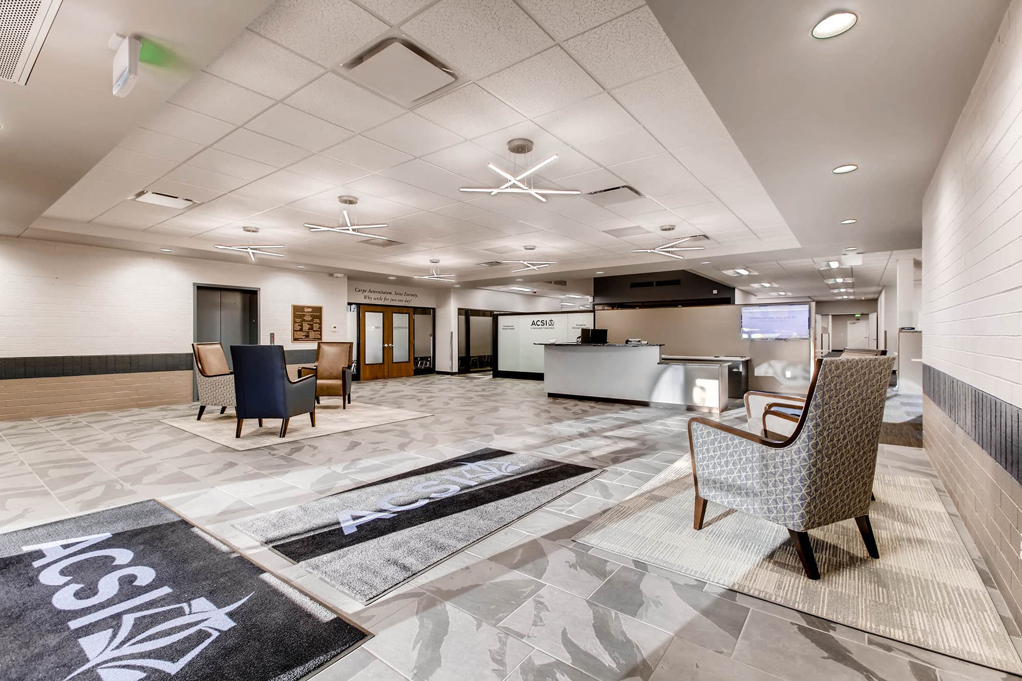 731 Chapel Hills Dr Colorado Print 001 4 Lobby 2700x1800 300dpi